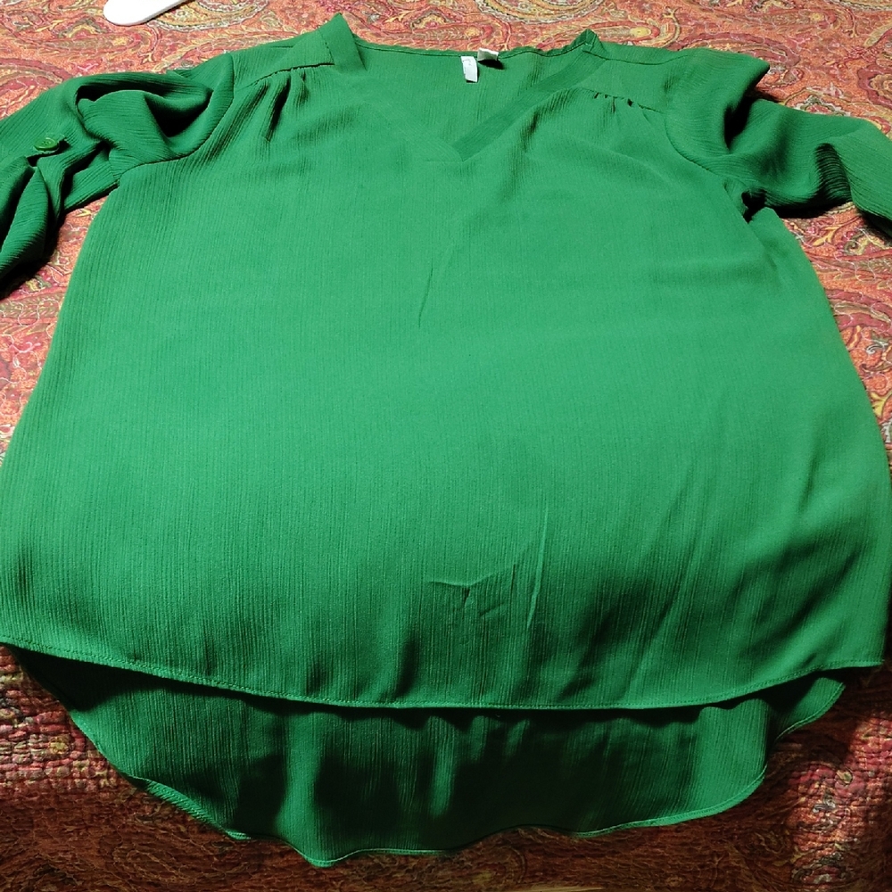 Chic Green Blouse for Women